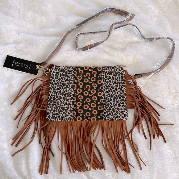 boutique brand Handbags - Sunflower fringe bag, NWT